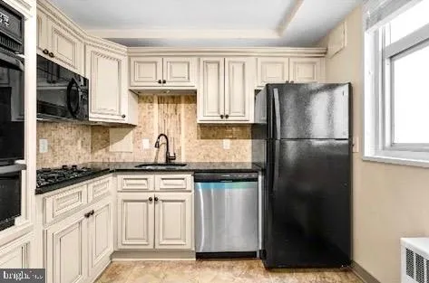 2401 H STREET, Washington, DC 20037