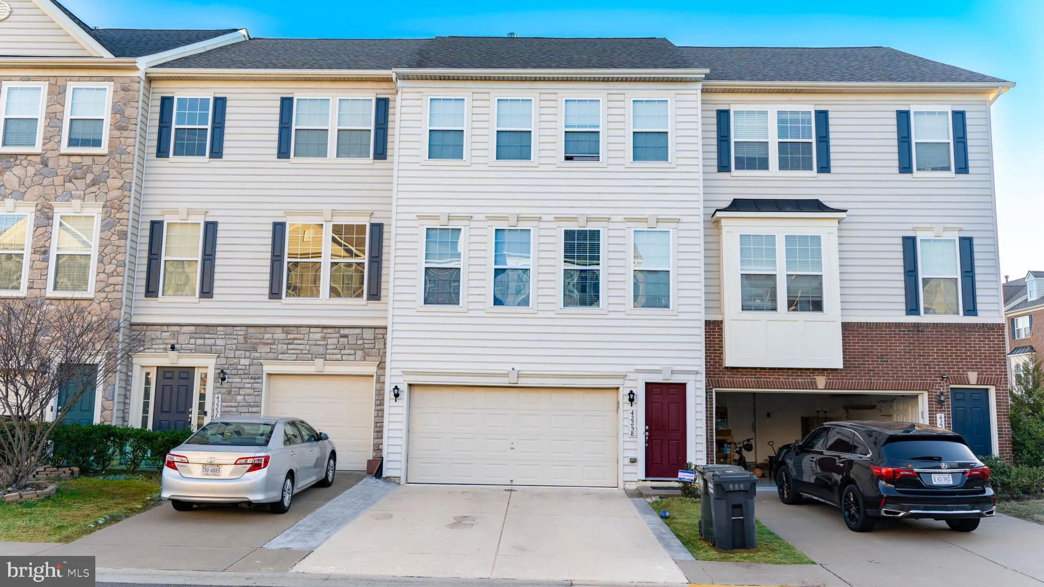 42258 DEAN CHAPEL SQUARE, Chantilly, VA 20152