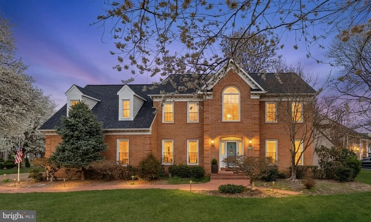 8605 WOODWREN TERRACE, Fairfax Station, VA 22039