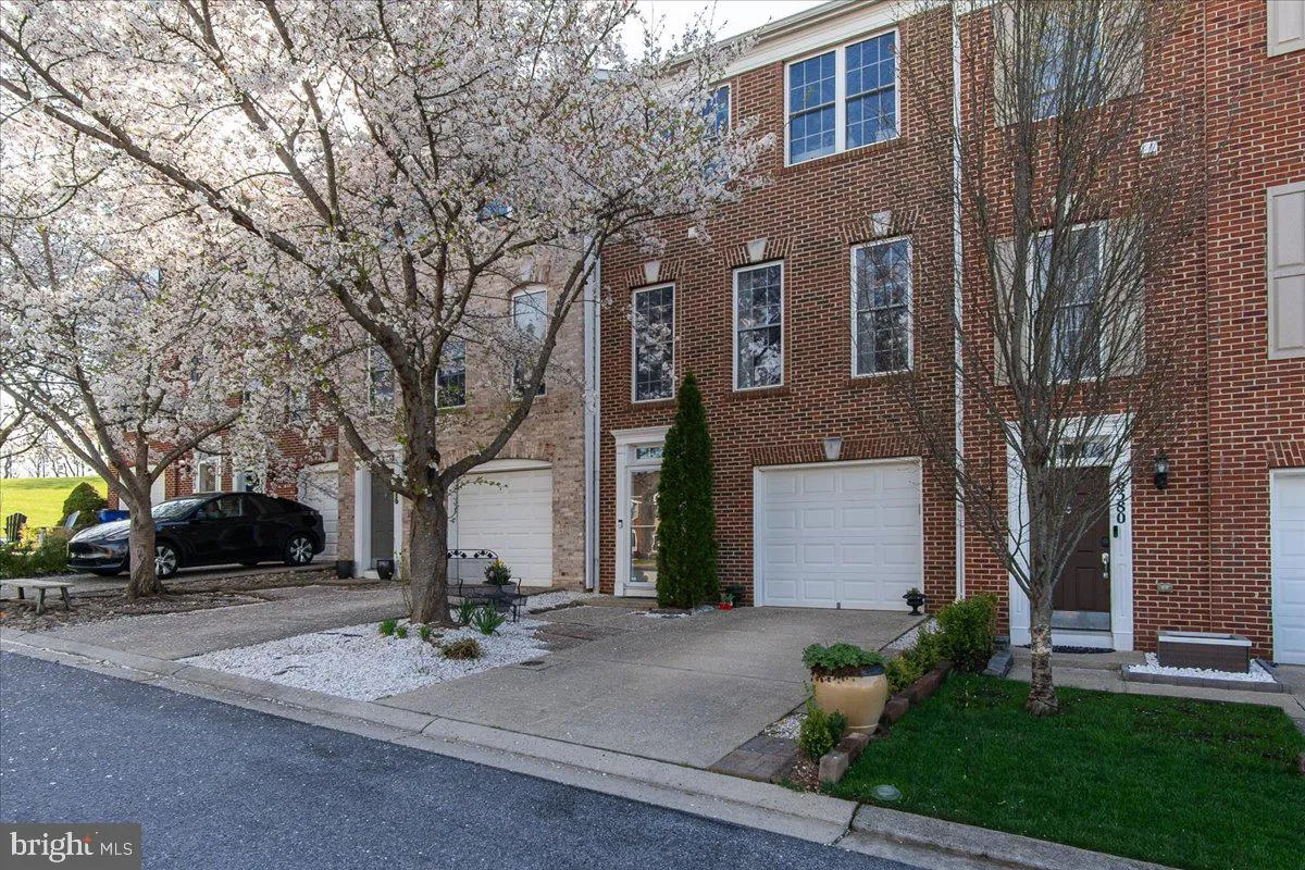 6378 MEANDERING WOODS COURT, Frederick, MD 21701
