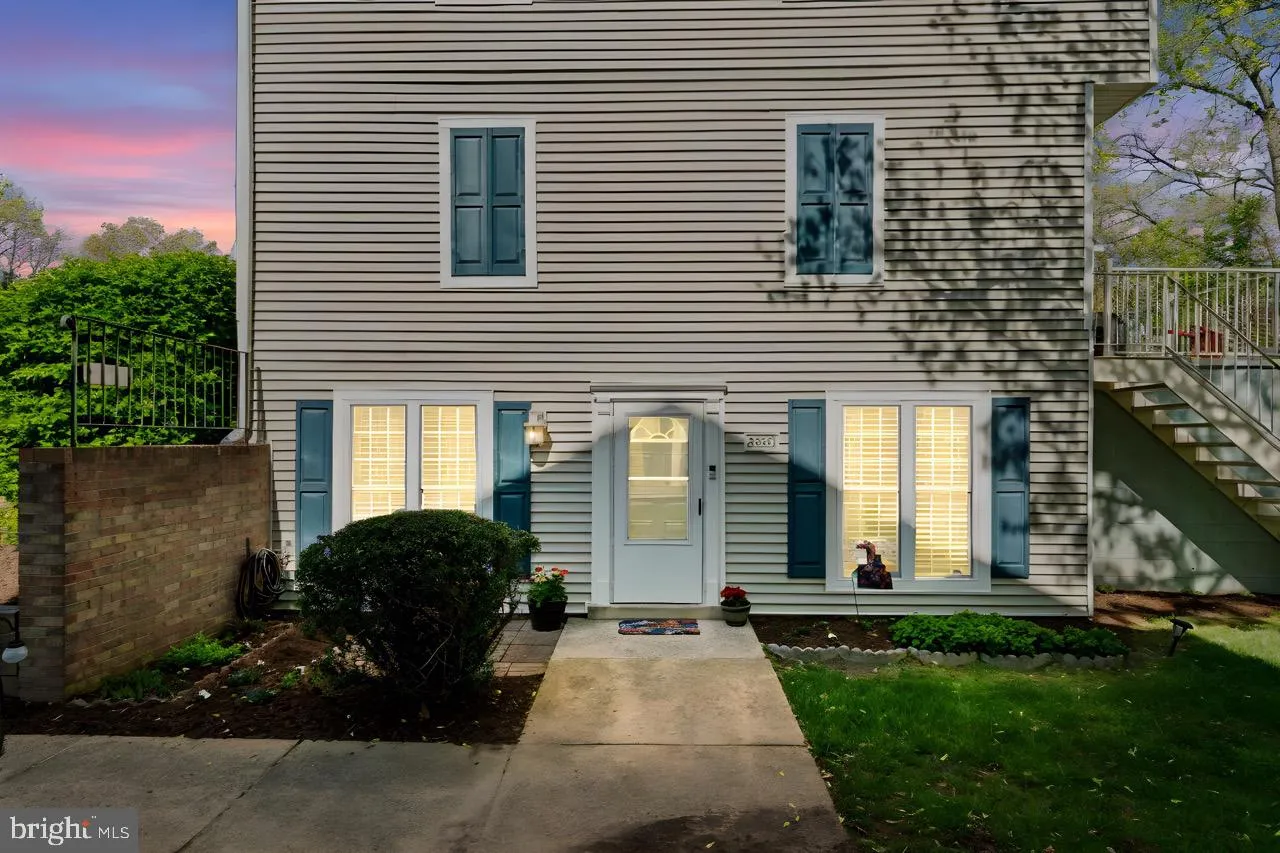 2823 MADEIRA COURT, Woodbridge, VA 22192