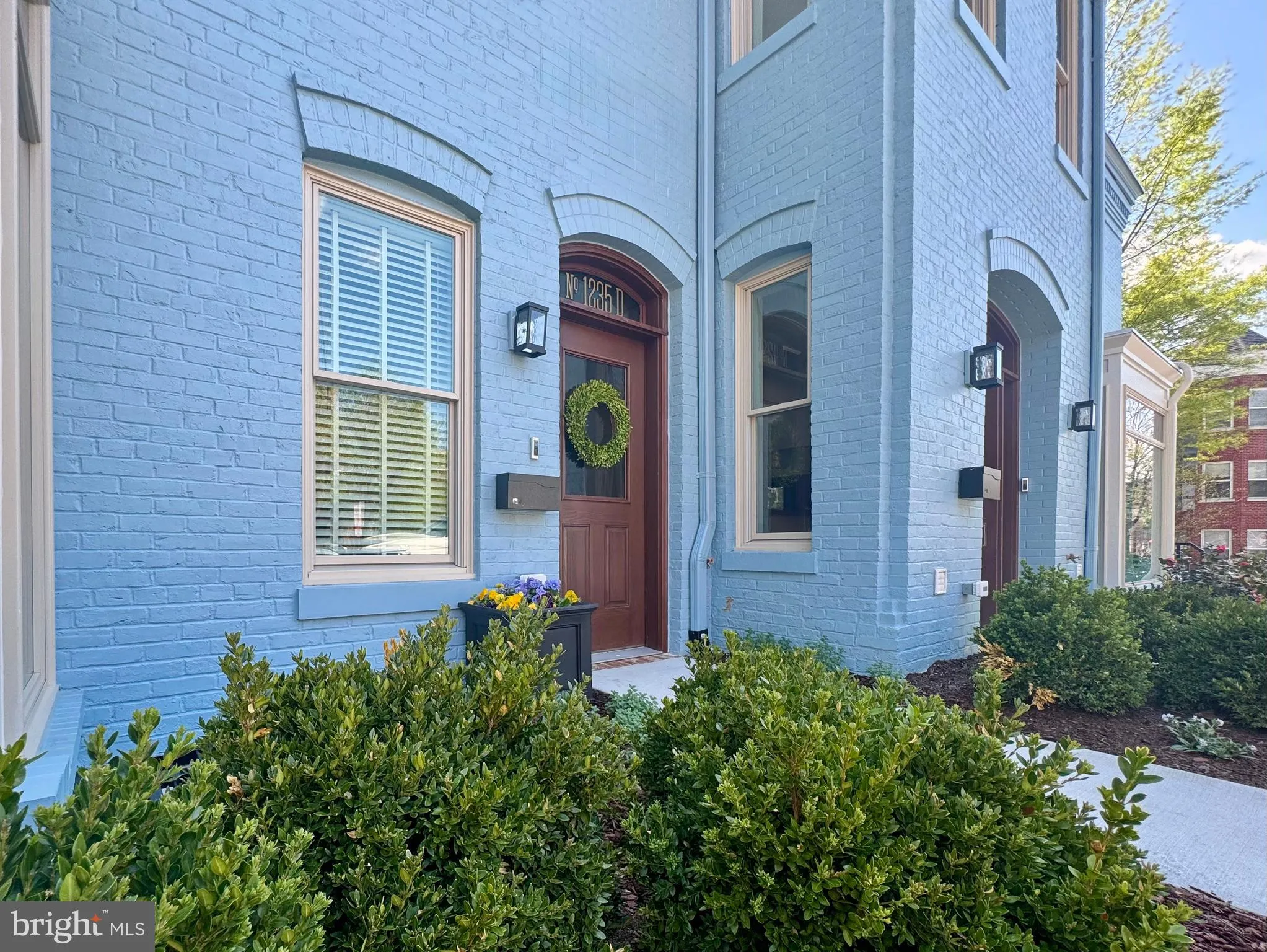 1235 W STREET, Washington, DC 20009