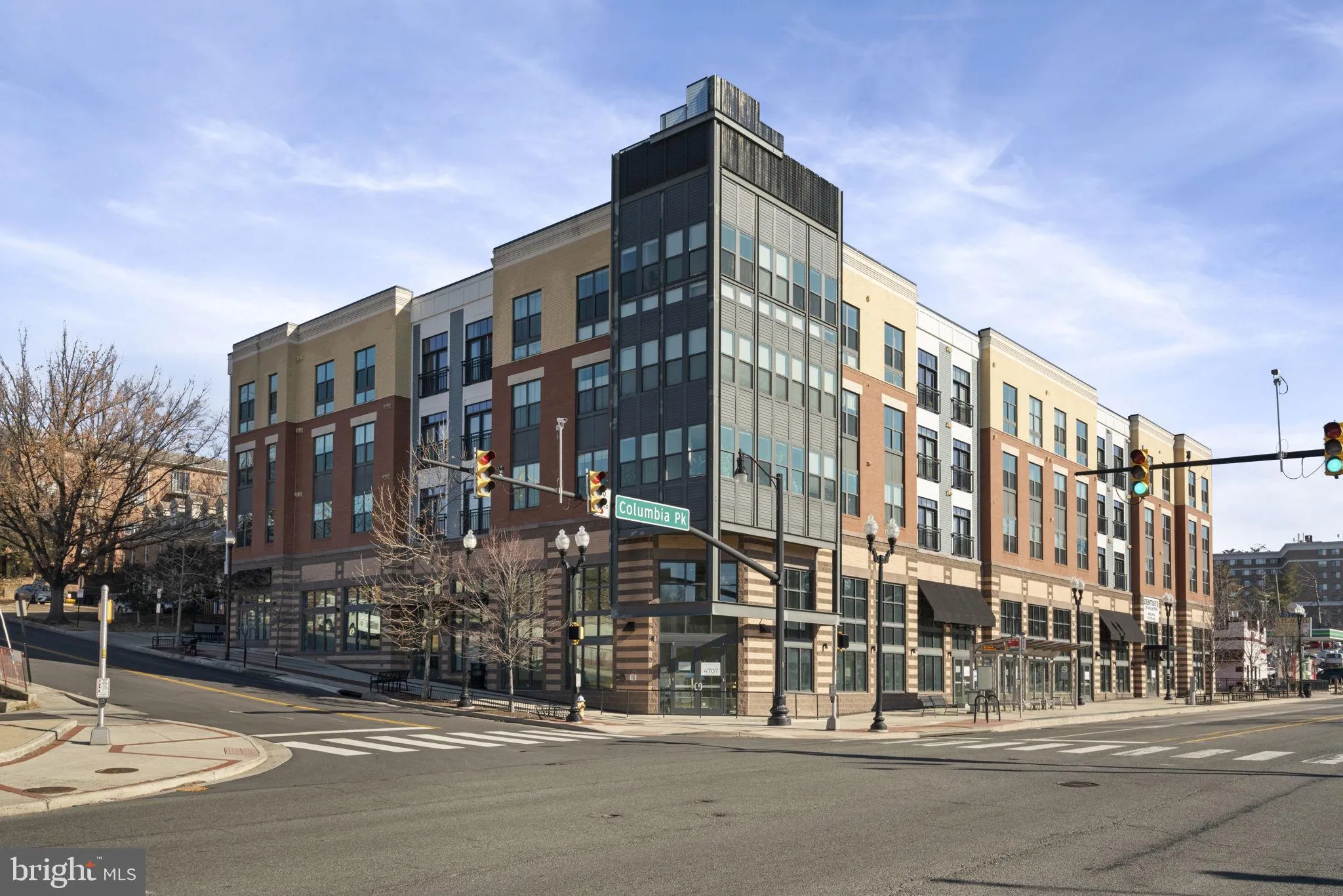 989 BUCHANAN STREET, Arlington, VA 22204