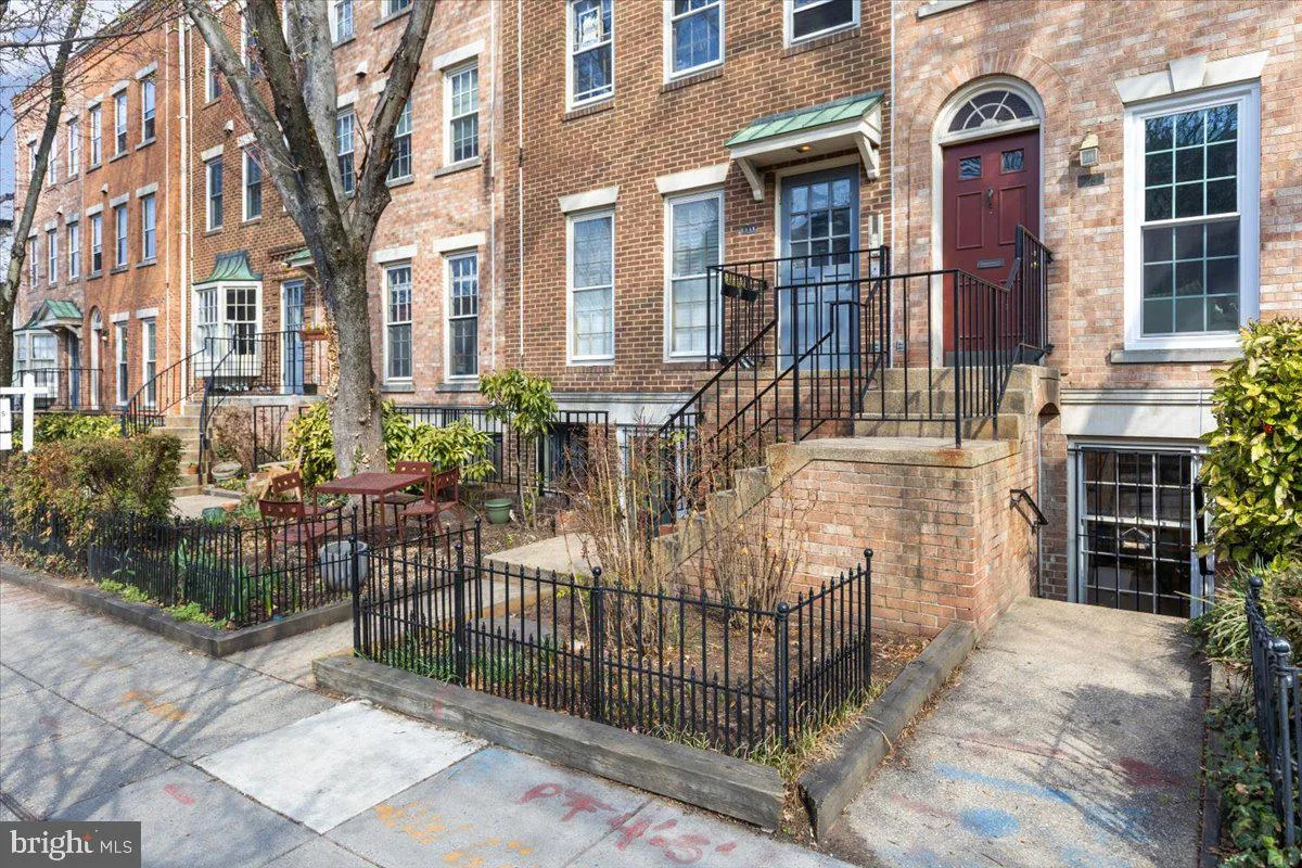 1949 CALVERT STREET, Washington, DC 20009