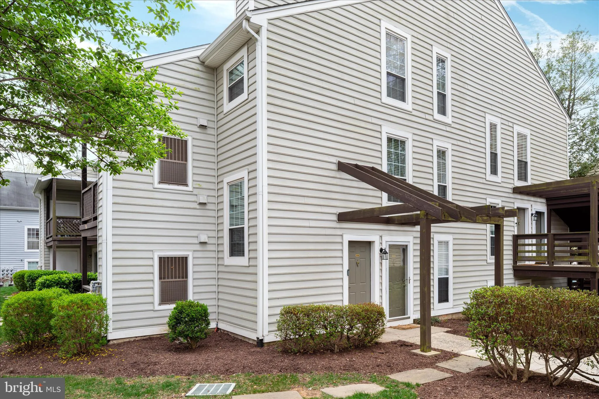 10198 OAKTON TERRACE ROAD, Oakton, VA 22124