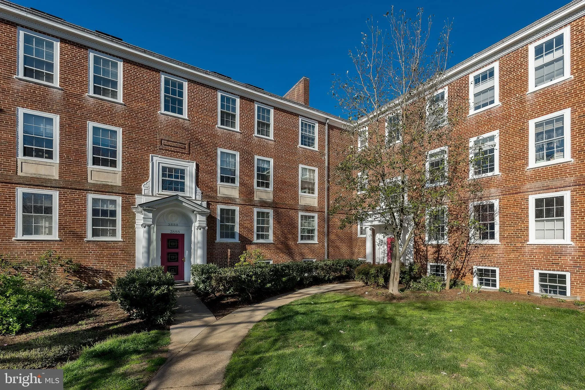 3888 PORTER STREET, Washington, DC 20016