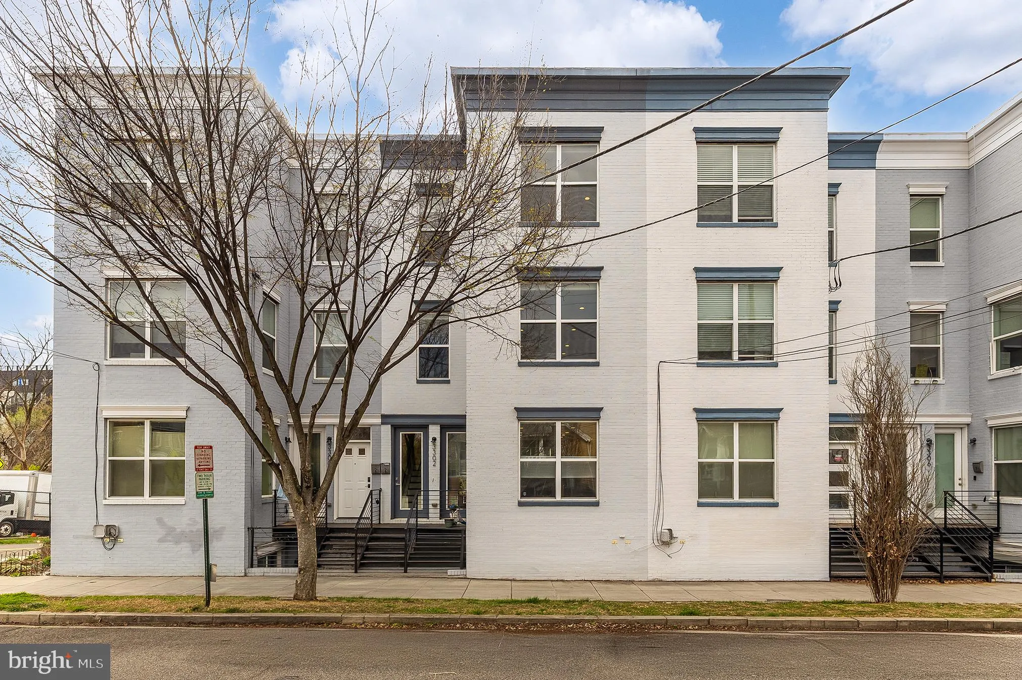 3302 9TH STREET, Washington, DC 20017