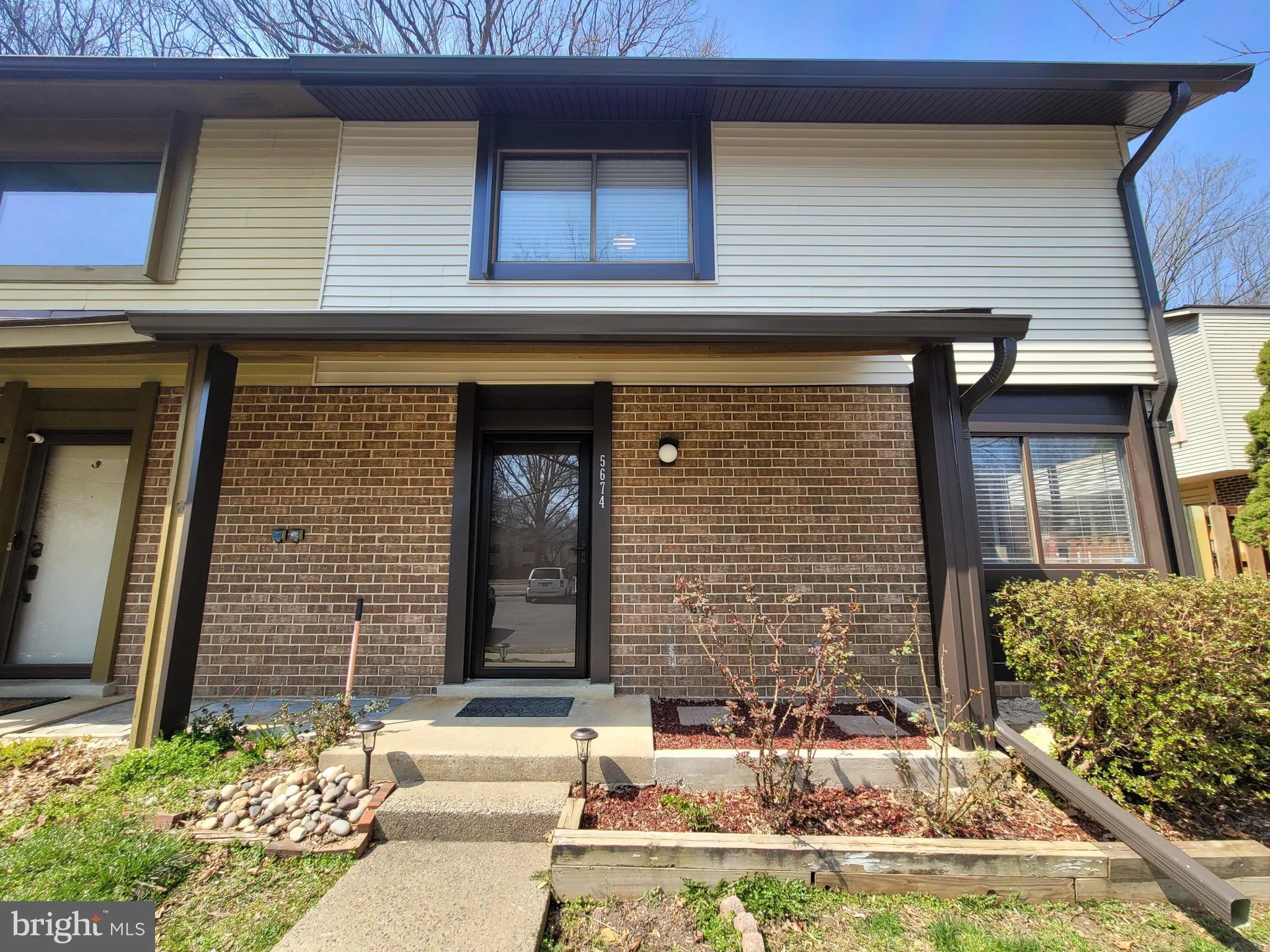 5674 OAK TANAGER COURT, Burke, VA 22015