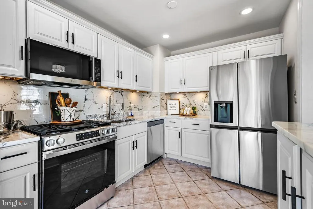 812 FOREST GLEN ROAD, Silver Spring, MD 20901