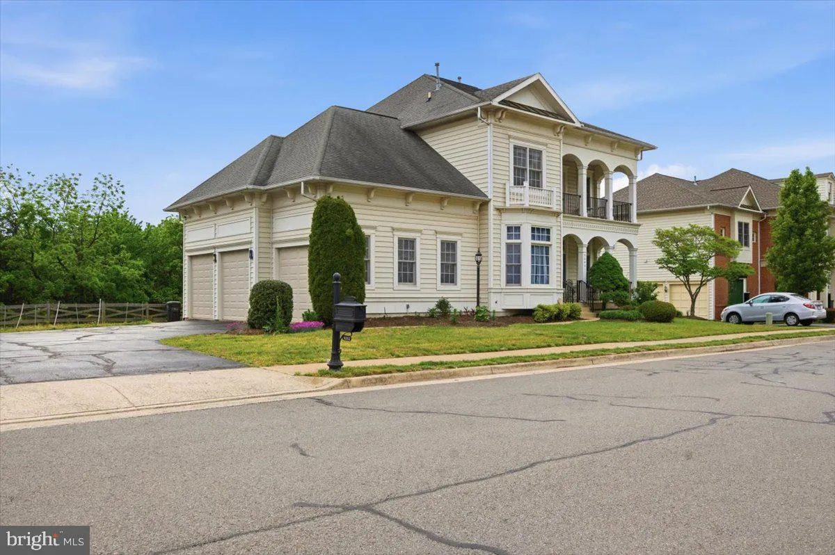 9292 SUMNER LAKE BOULEVARD, Manassas, VA 20110