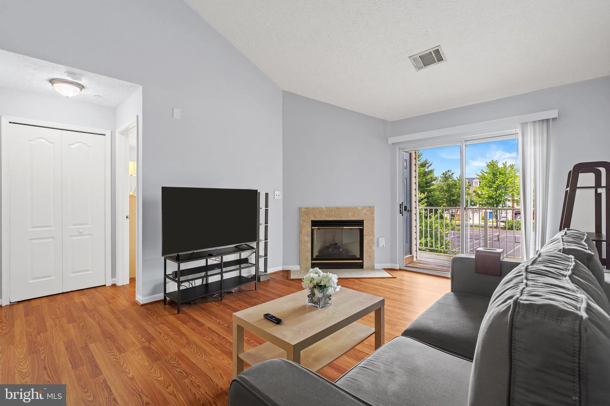 8961 TOWN CENTER CIRCLE, Upper Marlboro, MD 20774