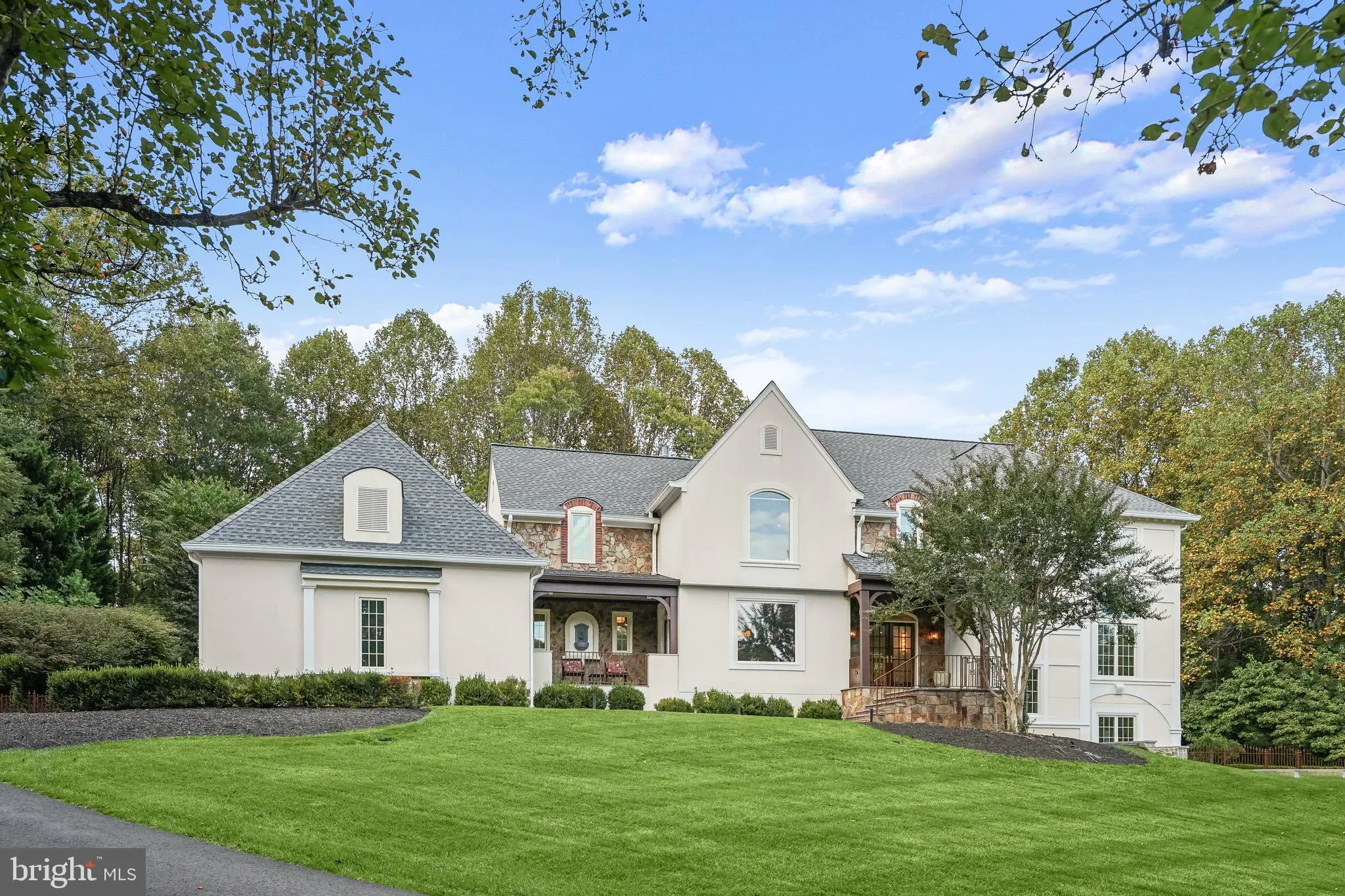 1404 WYNHURST LANE, Vienna, VA 22182