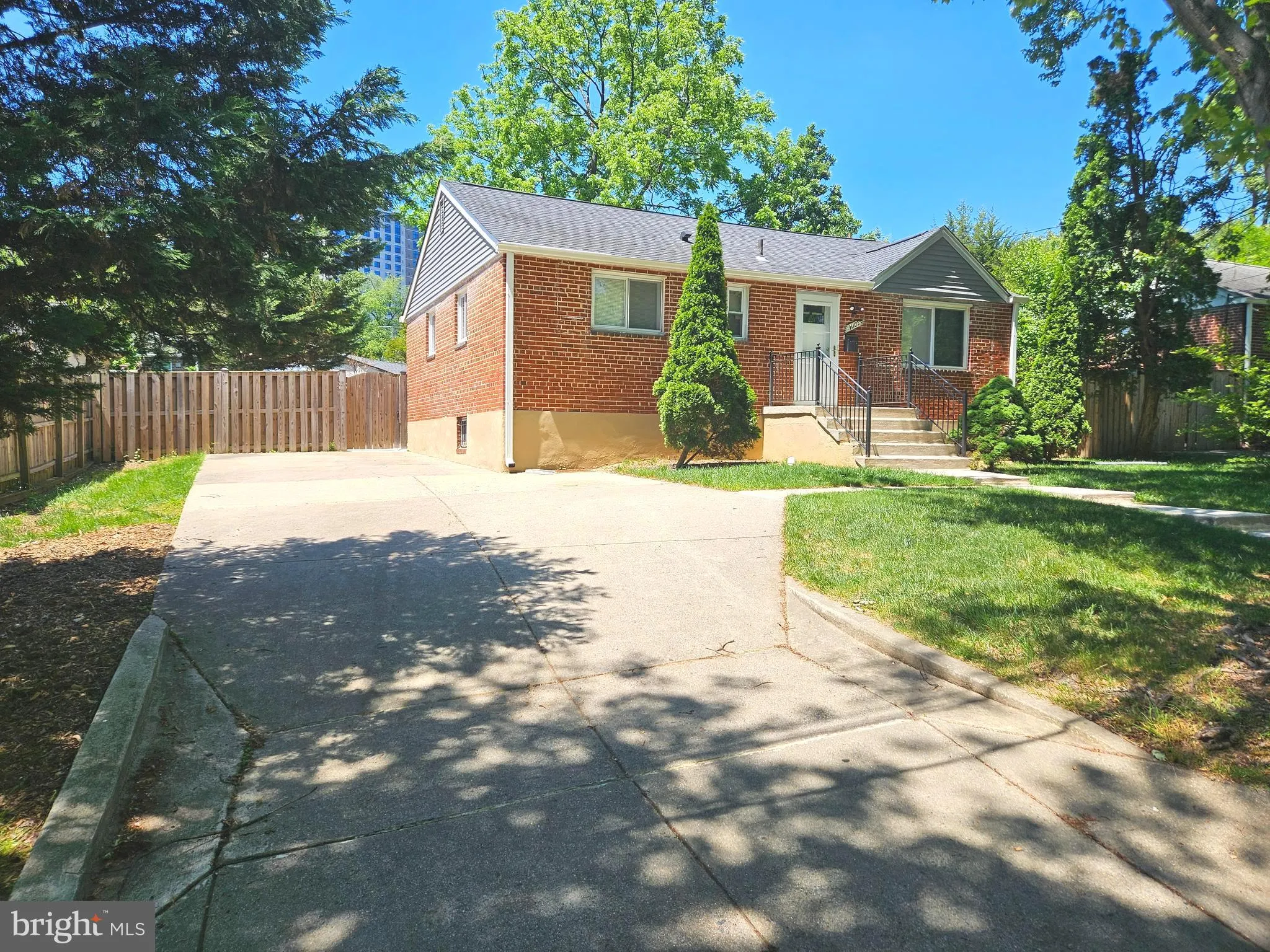 11102 BUCKNELL DRIVE, Silver Spring, MD 20902