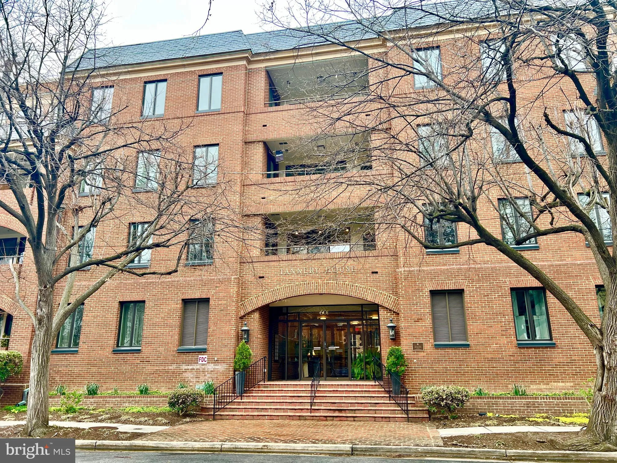 601 WILKES STREET, Alexandria, VA 22314