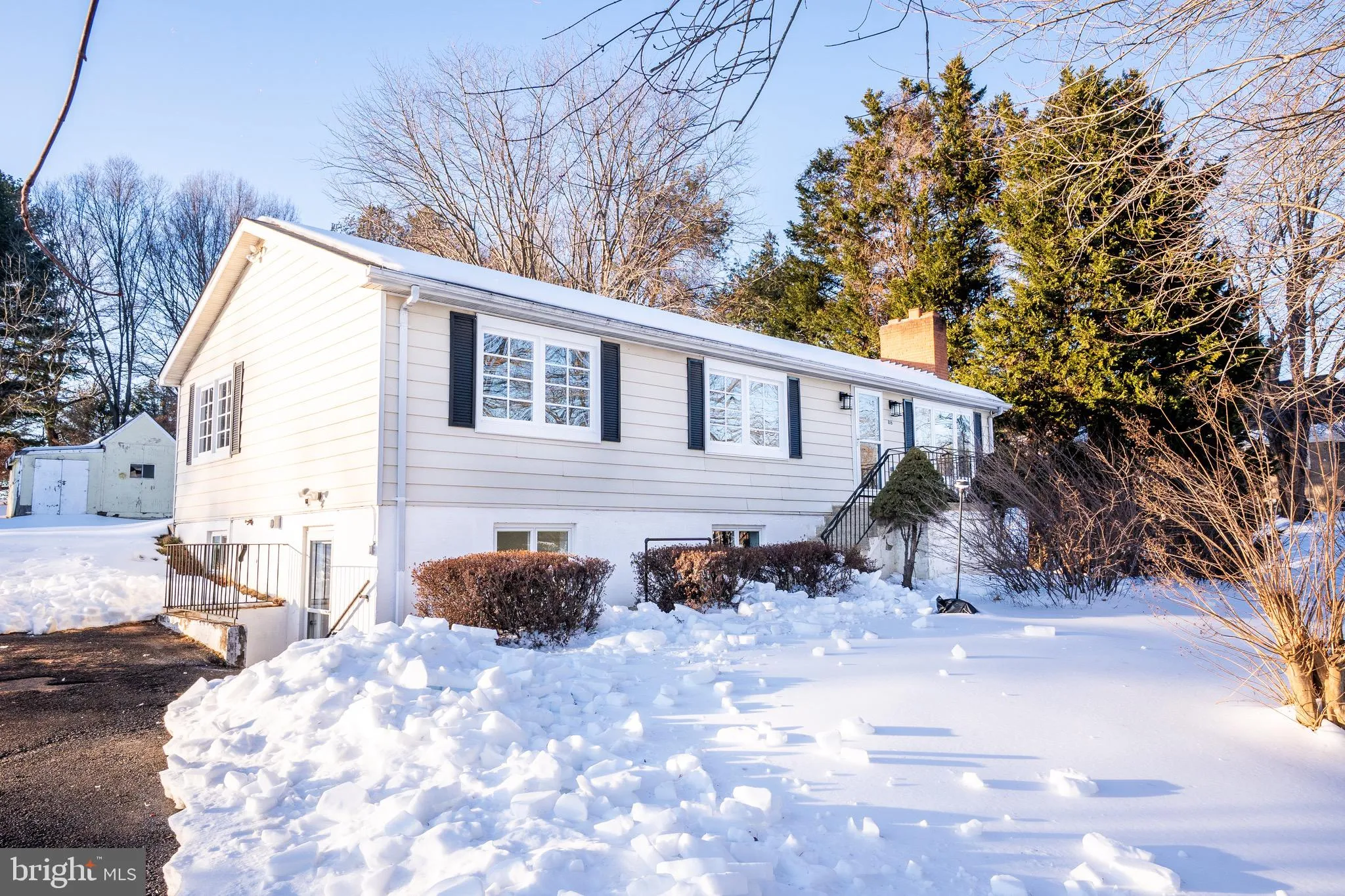 816 UTTERBACK STORE ROAD, Great Falls, VA 22066