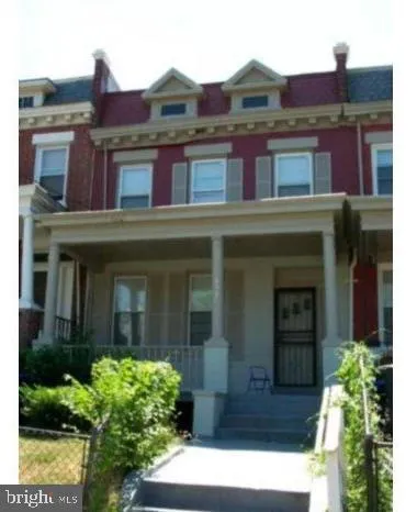 1325 VALLEY PLACE, Washington, DC 20020