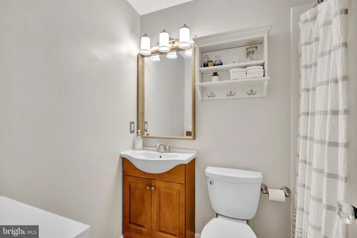 603 N Armistead Street, Alexandria, VA 22312