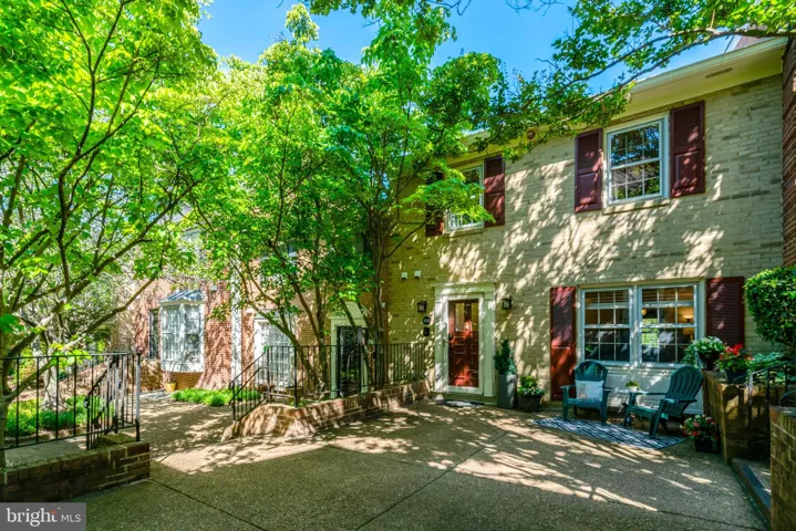 603 N Armistead Street, Alexandria, VA 22312