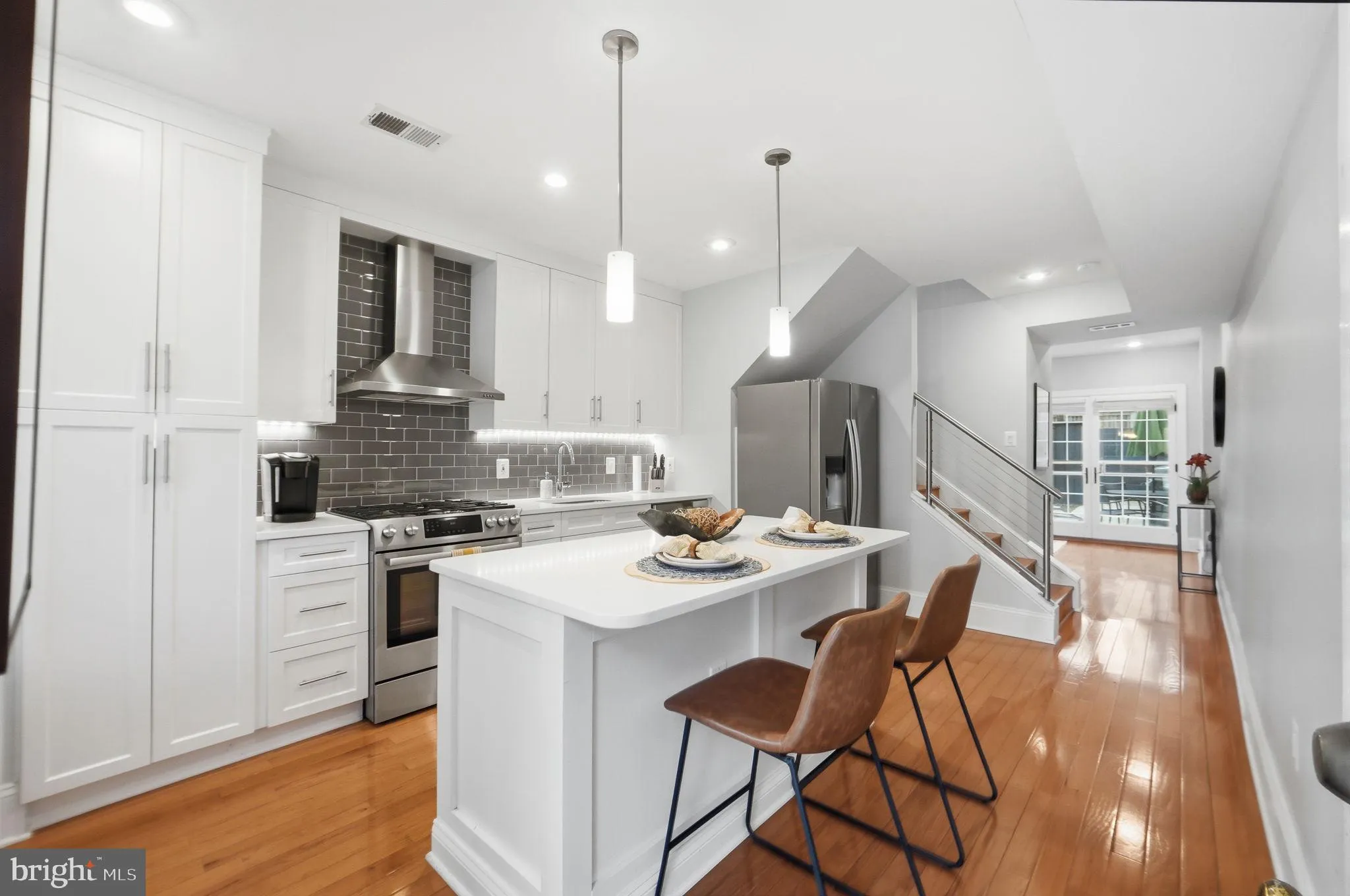 1433 W STREET, Washington, DC 20009