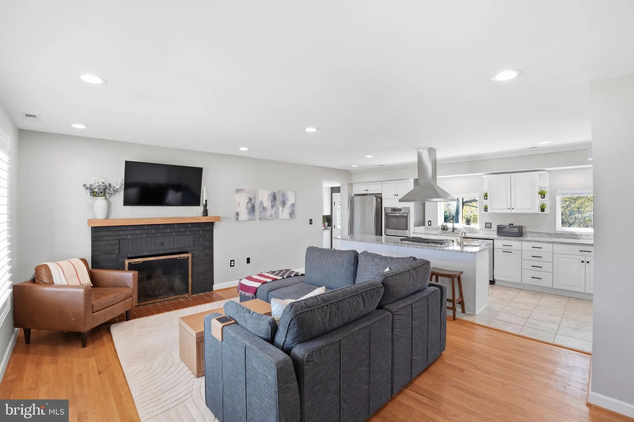 2209 ROLLINS DRIVE, Alexandria, VA 22307