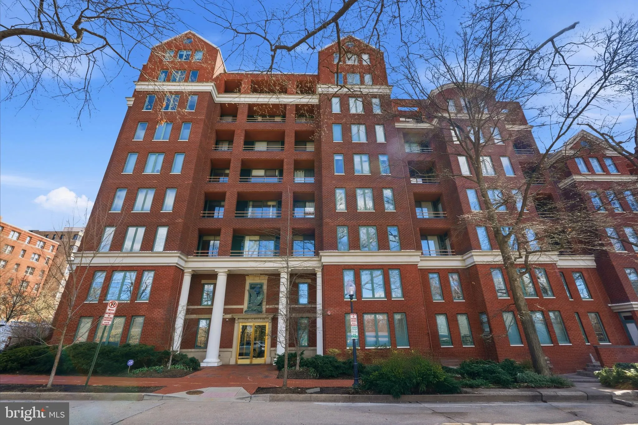 955 26TH STREET, Washington, DC 20037