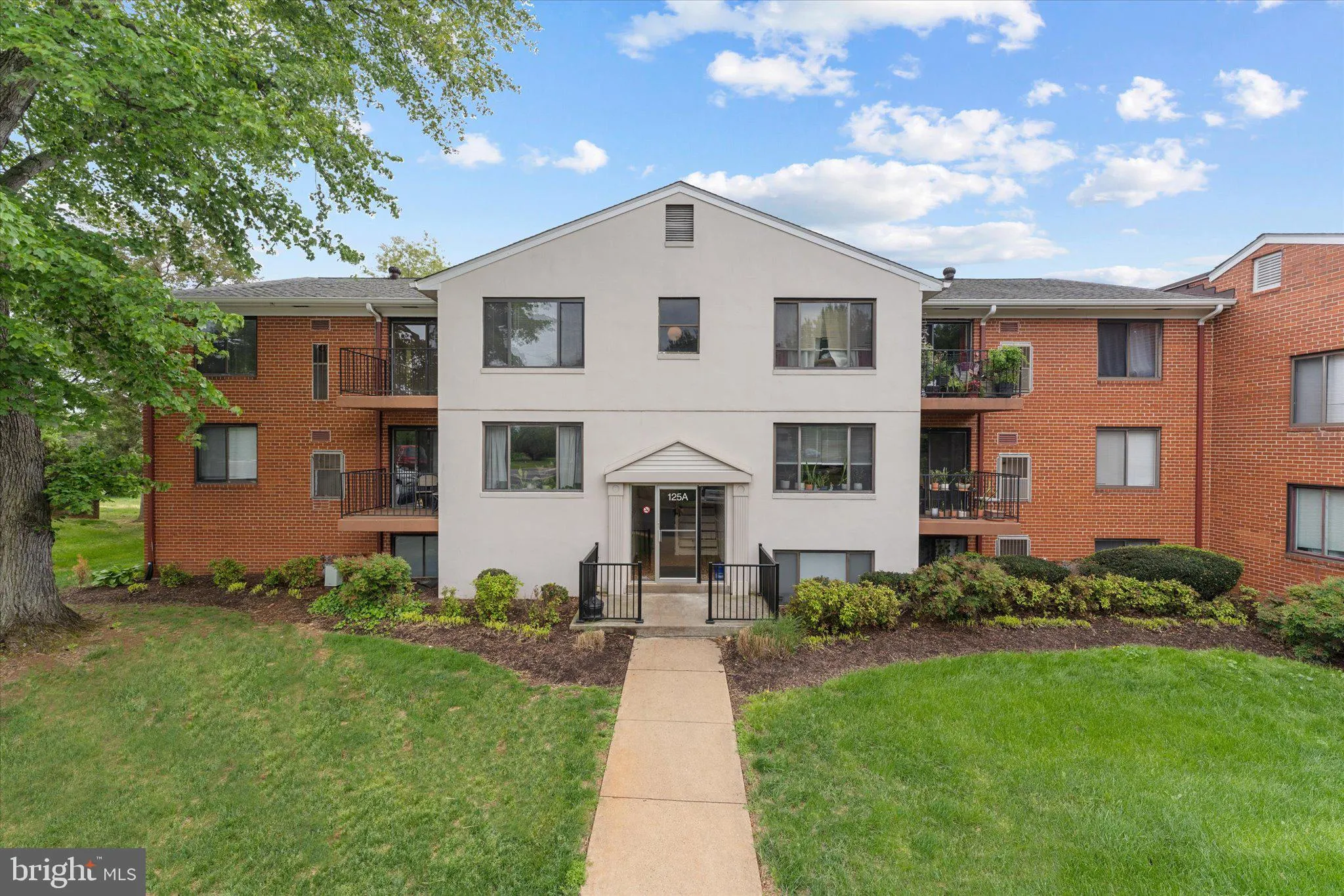 125 CLUBHOUSE DRIVE, Leesburg, VA 20175
