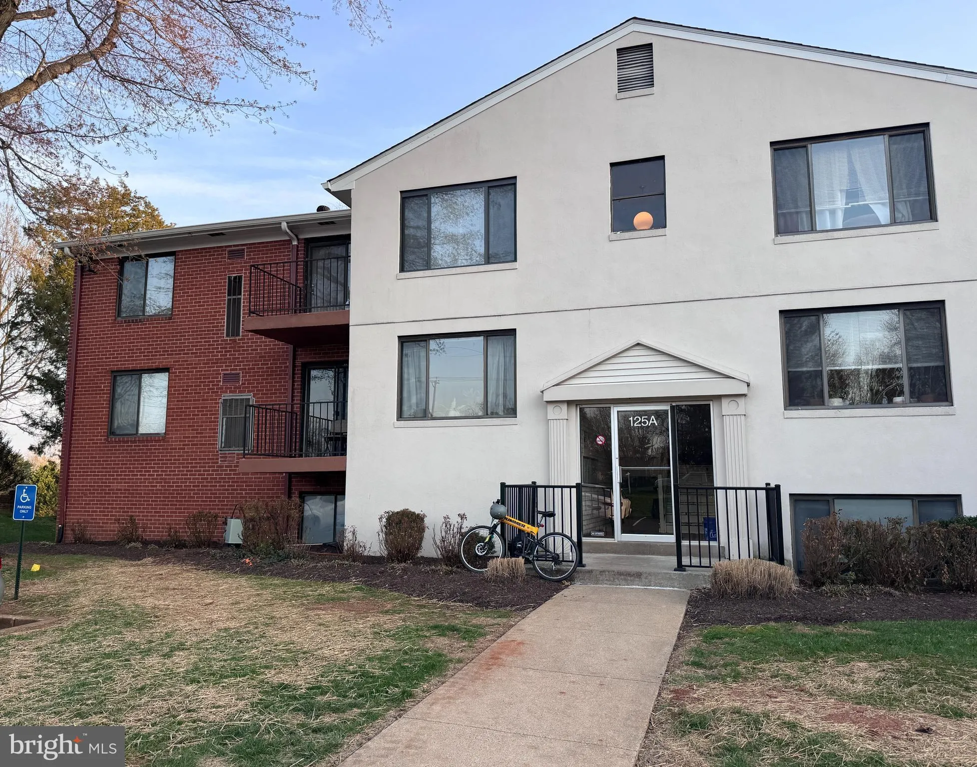 125 CLUBHOUSE DRIVE, Leesburg, VA 20175