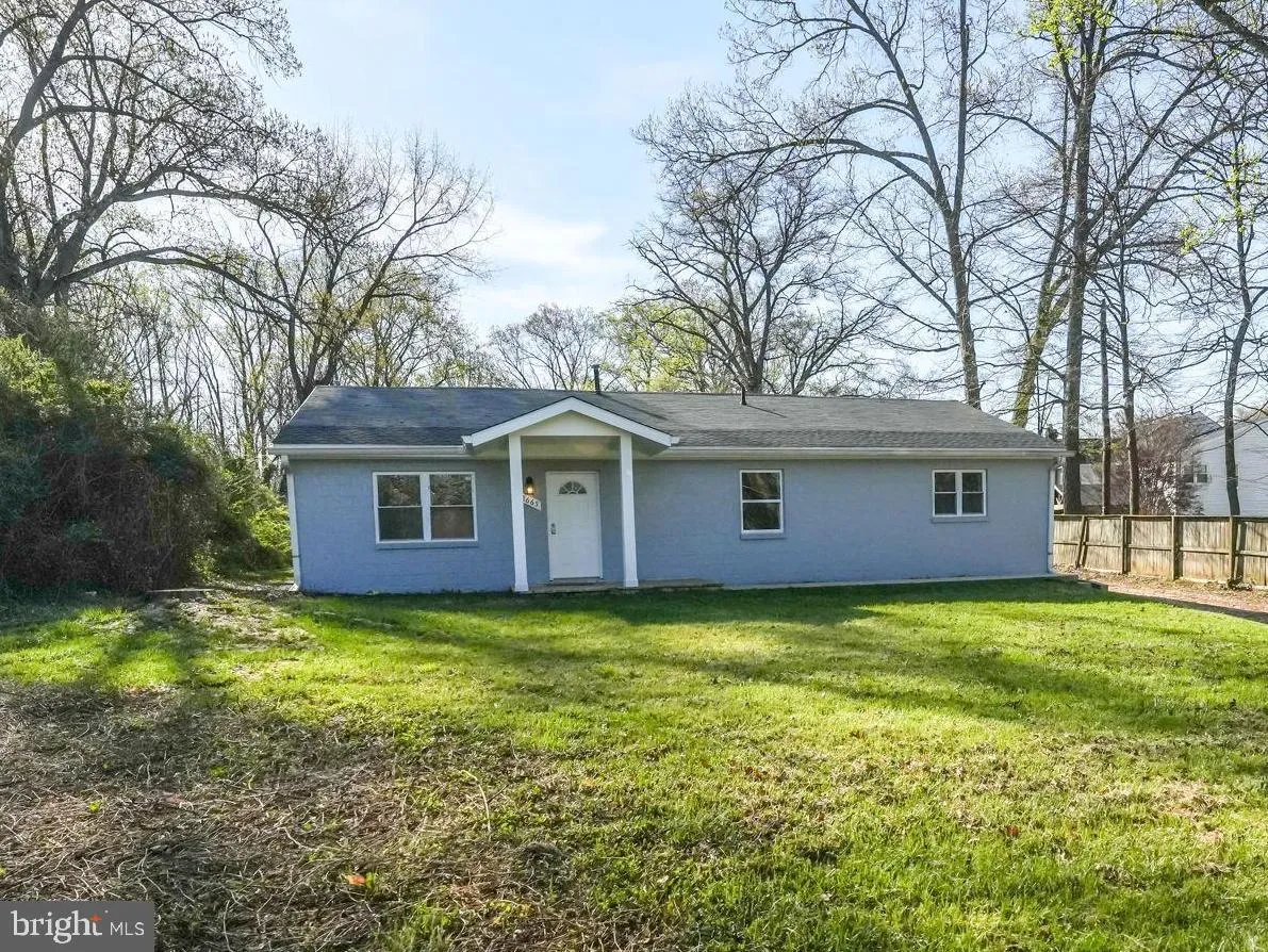 8665 CENTER ROAD, Springfield, VA 22152