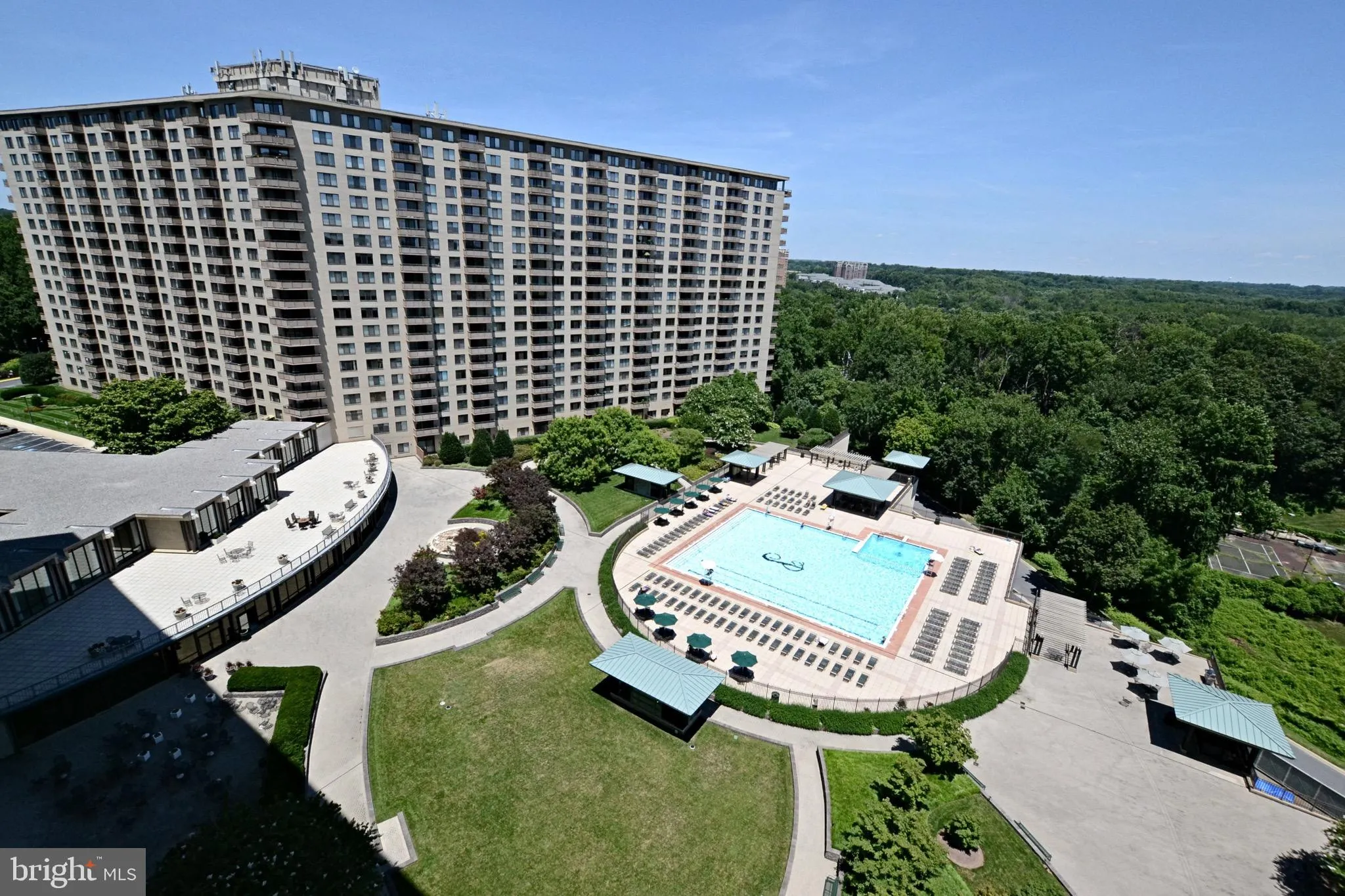 5225 POOKS HILL ROAD, Bethesda, MD 20814
