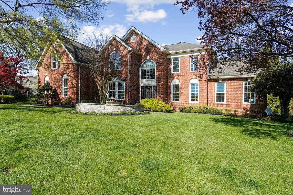 1703 RALEIGH HILL ROAD, Vienna, VA 22182