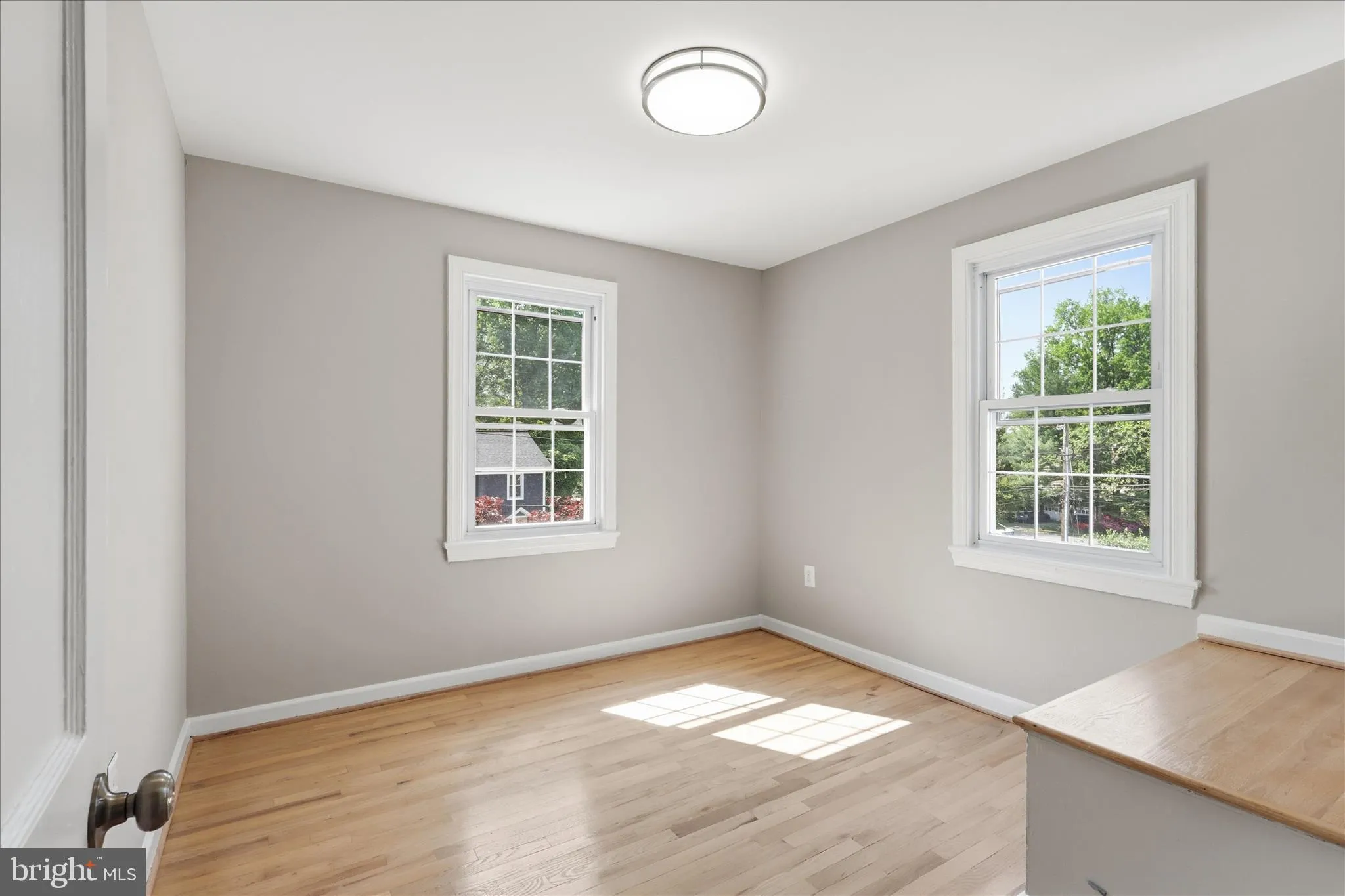 5537 10TH STREET, Arlington, VA 22205