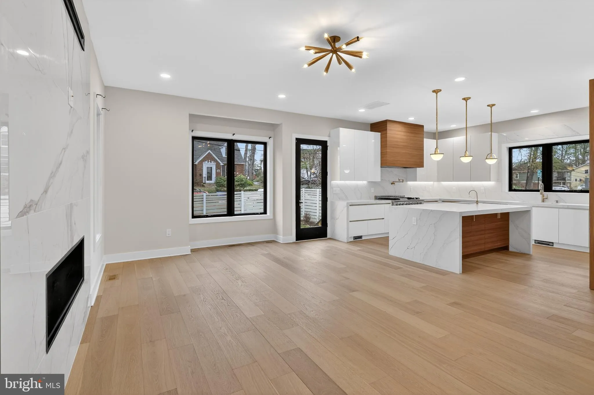 4246 15TH STREET, Arlington, VA 22207