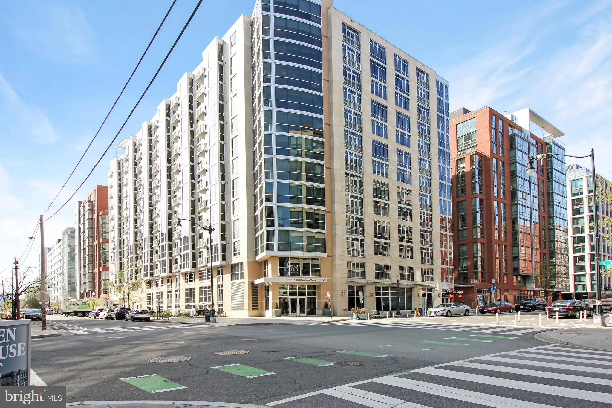 1025 1ST STREET, Washington, DC 20003