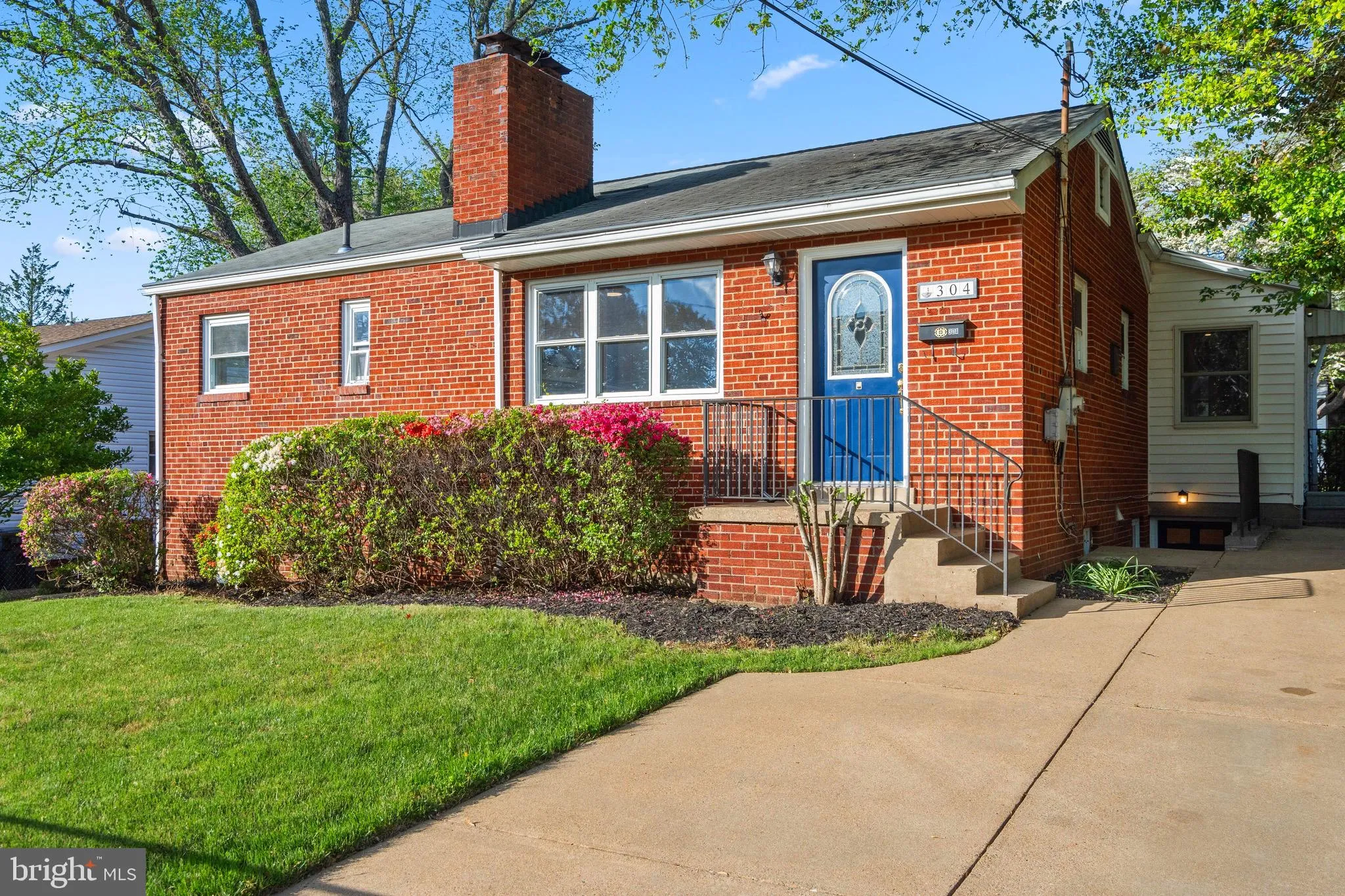 304 ROLLINS STREET, Falls Church, VA 22046
