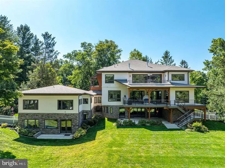 9604 PEMBROKE PLACE, Vienna, VA 22182