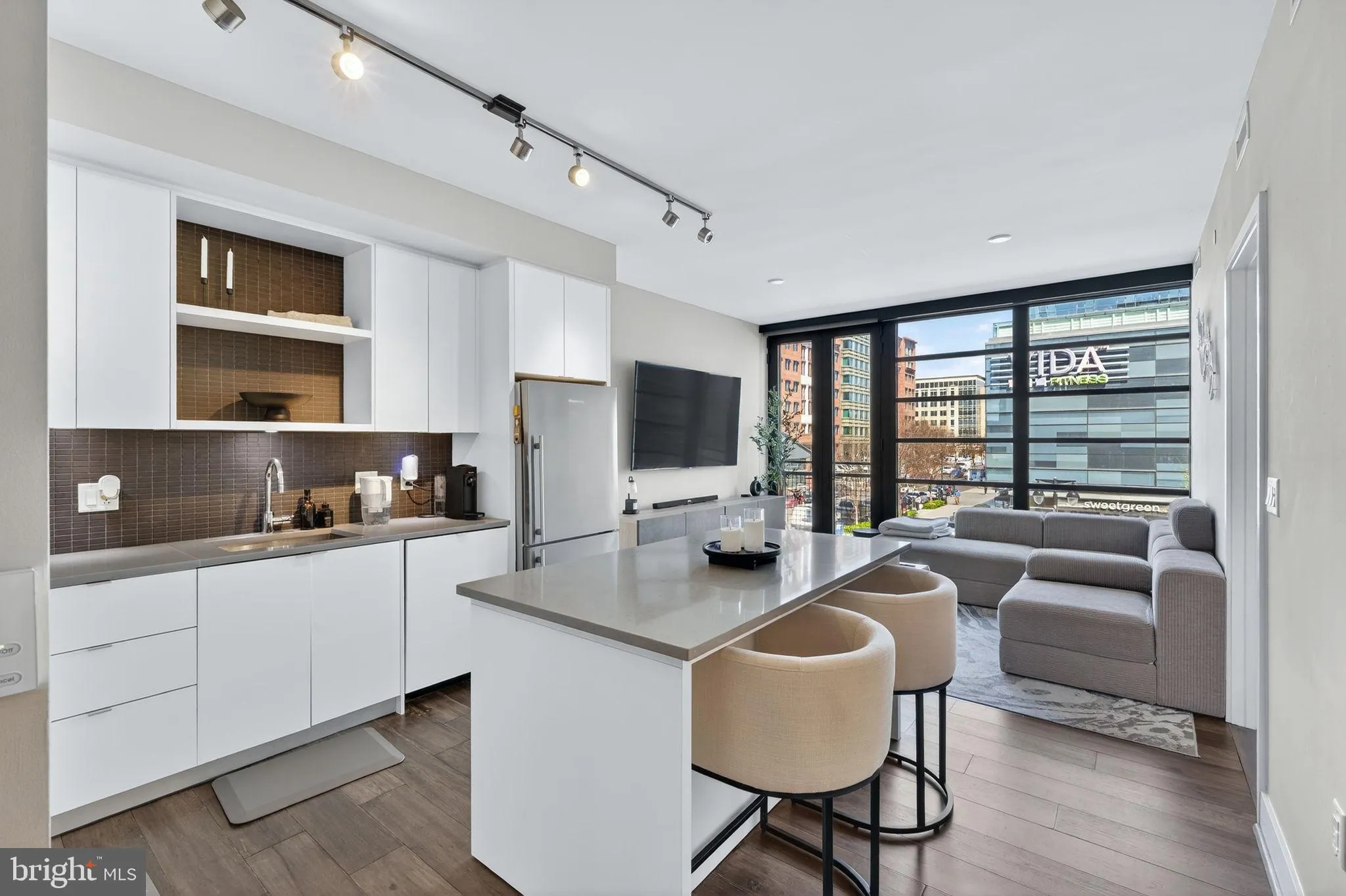 1300 4TH STREET, Washington, DC 20003