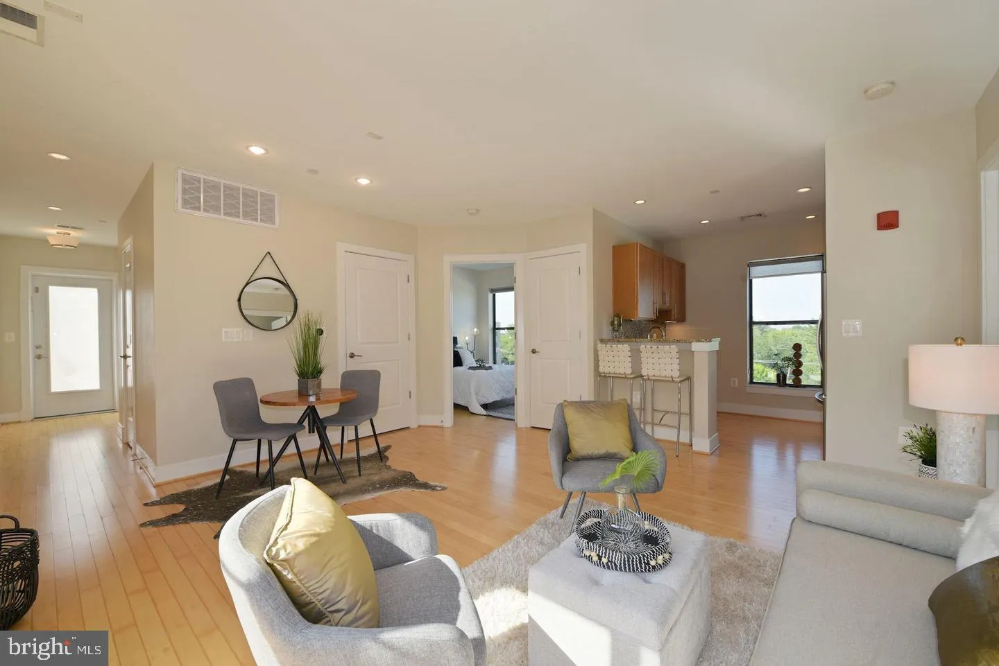 5201 WISCONSIN AVENUE, Washington, DC 20015