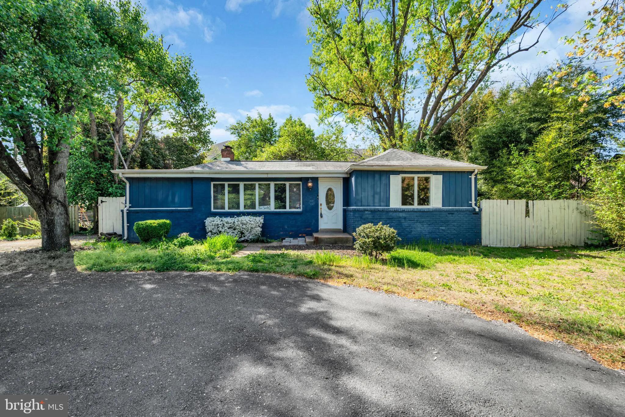 8106 FORT HUNT ROAD, Alexandria, VA 22308