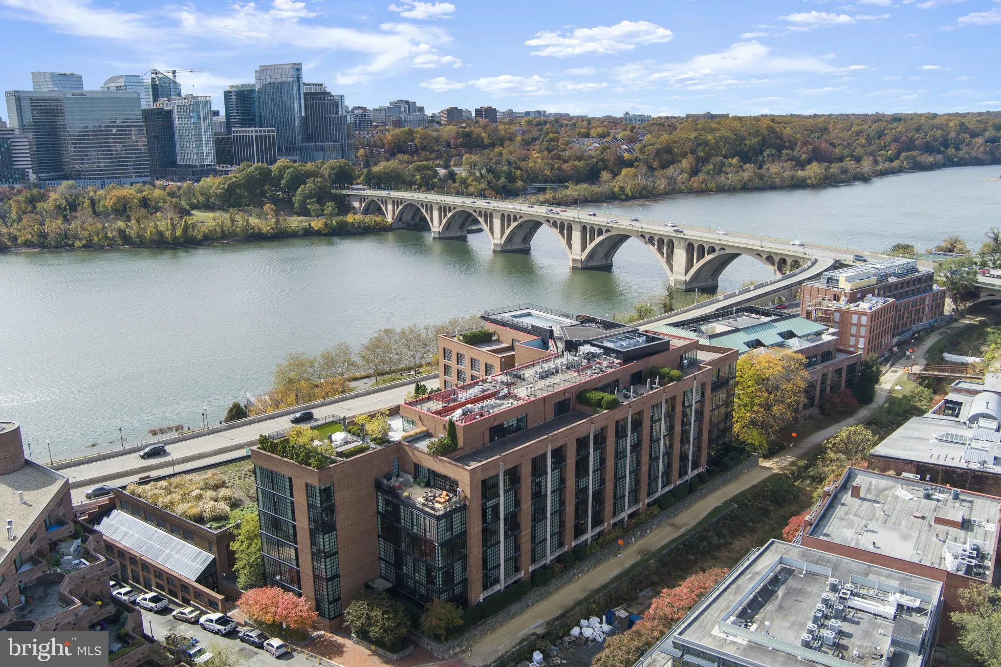 3303 WATER STREET, Washington, DC 20007