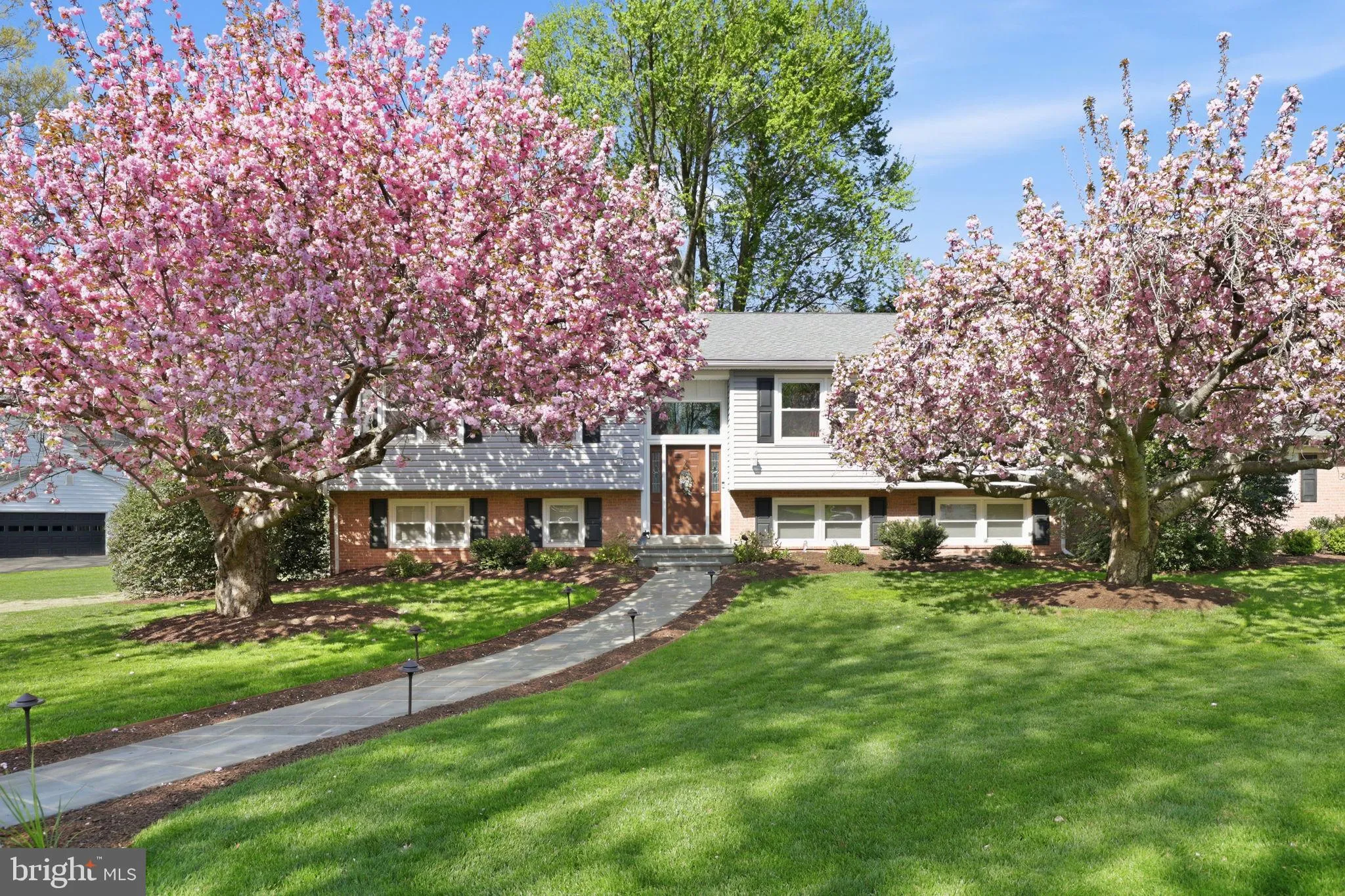 10106 NADINE DRIVE, Vienna, VA 22181