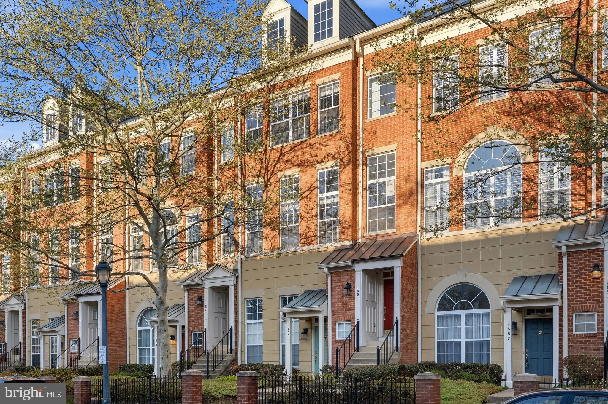 1881 CRESCENT PARK DRIVE, Reston, VA 20190