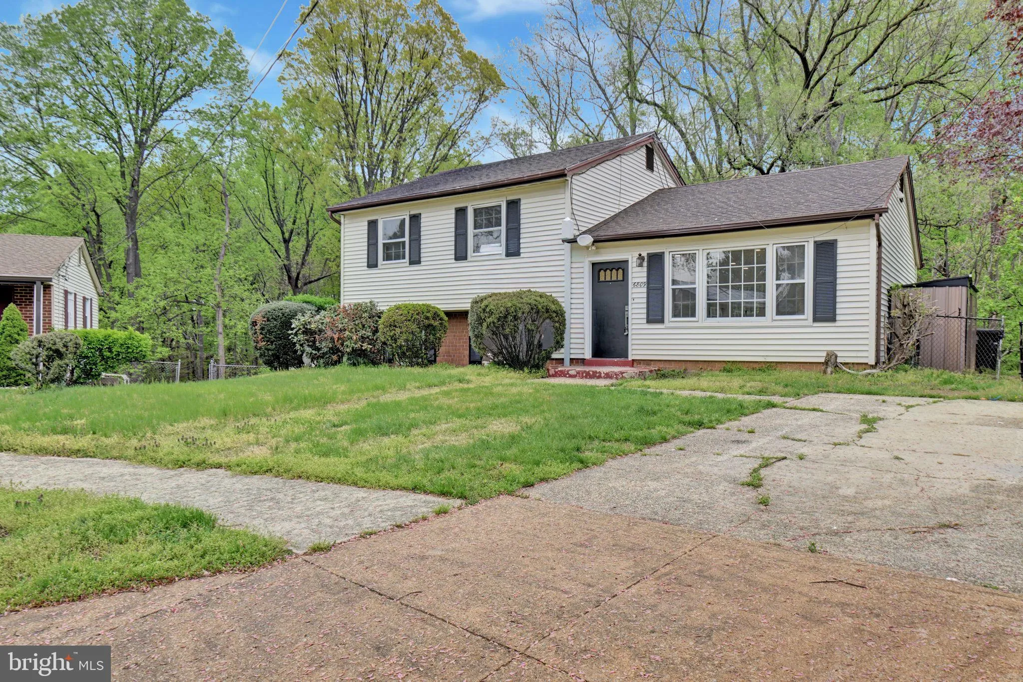 6809 SISALBED DRIVE, Capitol Heights, MD 20743