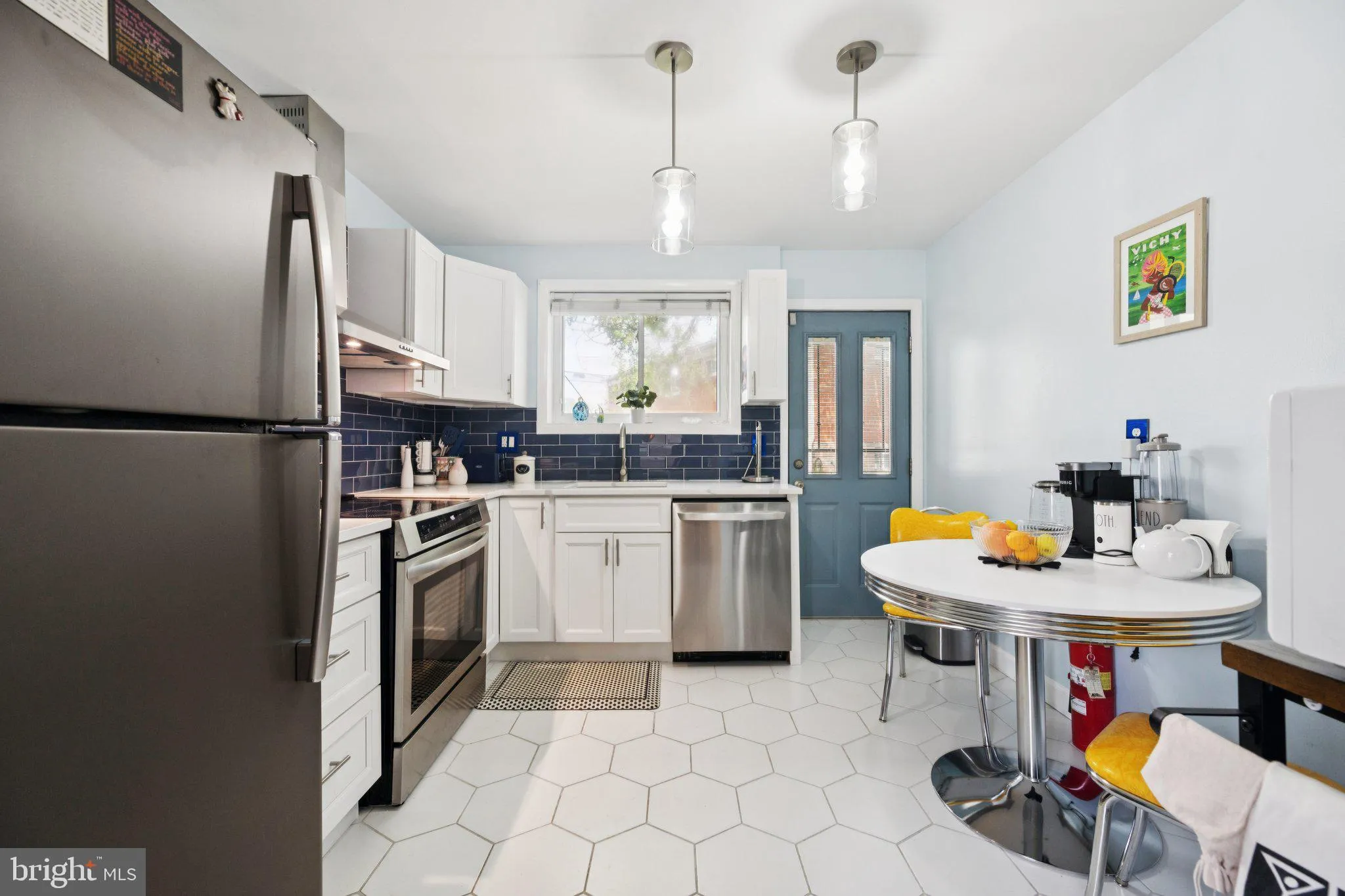 4329 H STREET, Washington, DC 20019