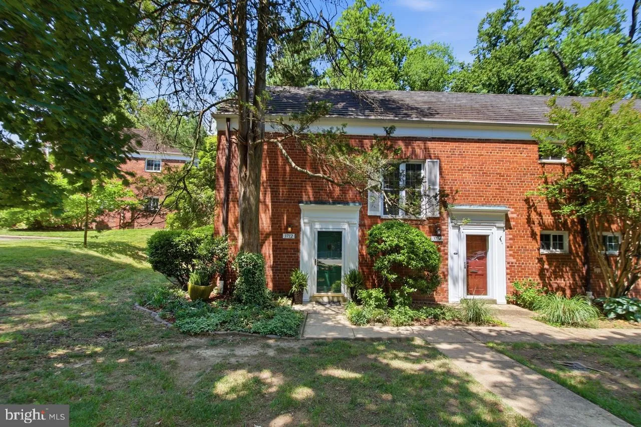 3712 VALLEY DRIVE, Alexandria, VA 22302