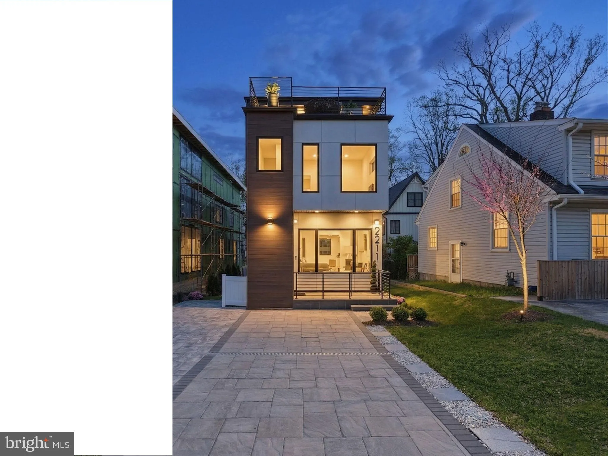 2211 MILITARY ROAD, Arlington, VA 22207