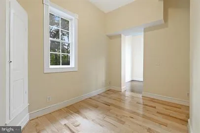 1729 Park Avenue, Baltimore, MD 21217