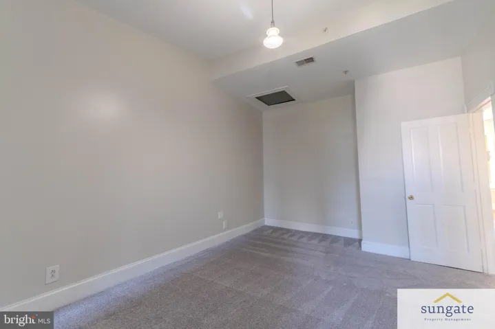 1729 Park Avenue, Baltimore, MD 21217