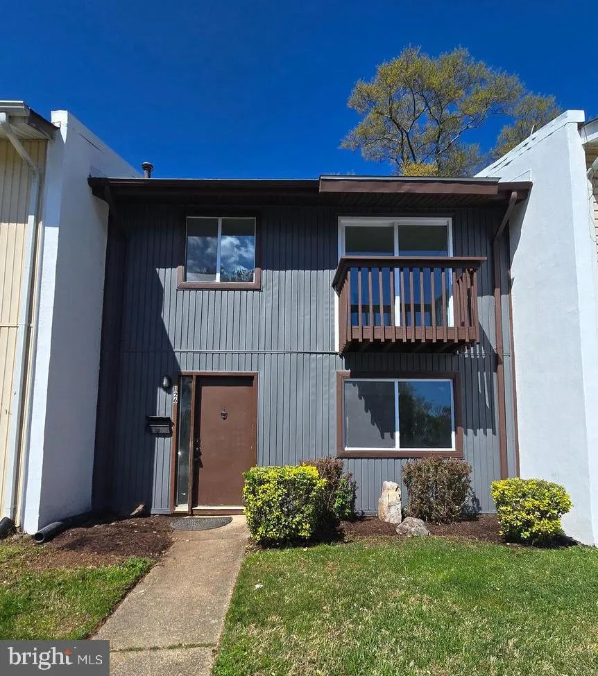 126 RICHLAND CIRCLE, Sterling, VA 20164