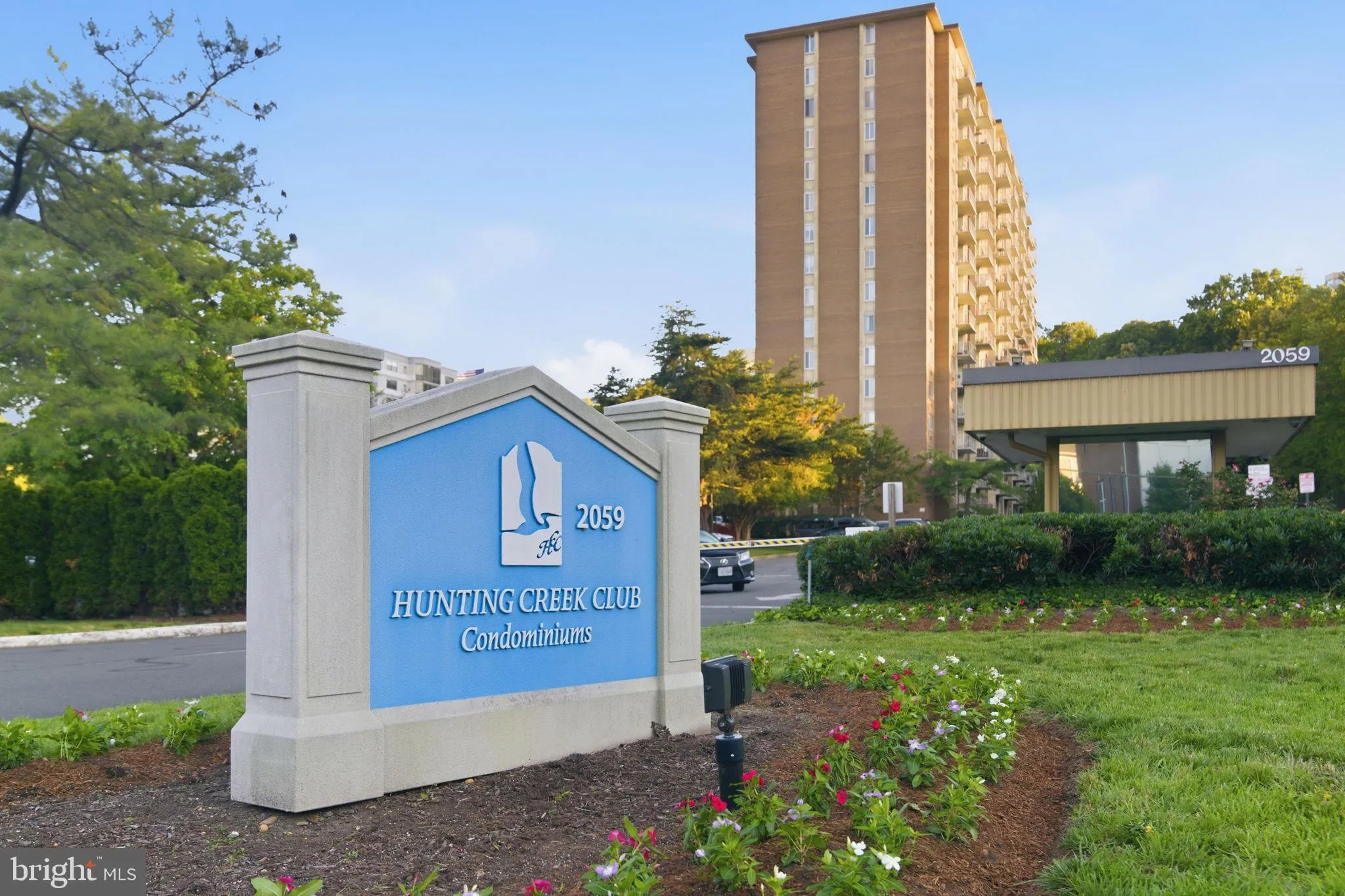 2059 HUNTINGTON AVENUE, Alexandria, VA 22303