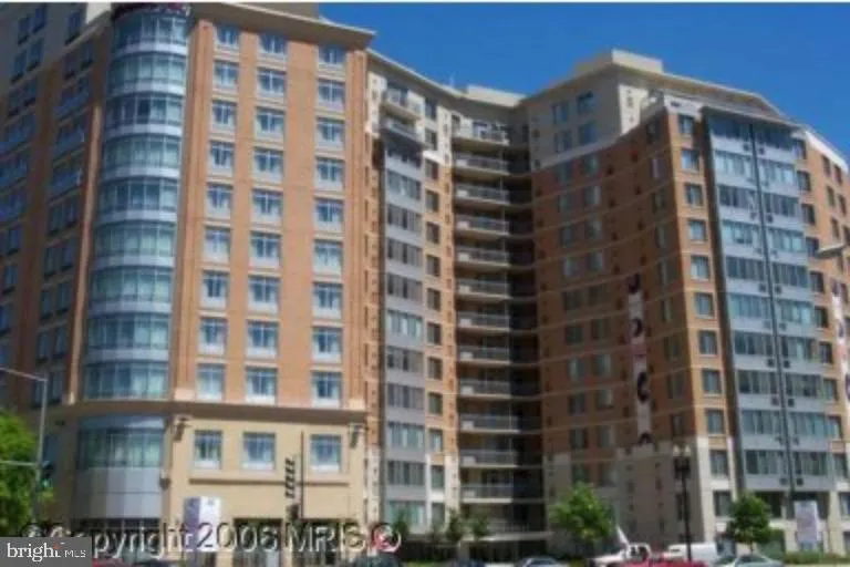 555 MASSACHUSETTS AVENUE, Washington, DC 20001
